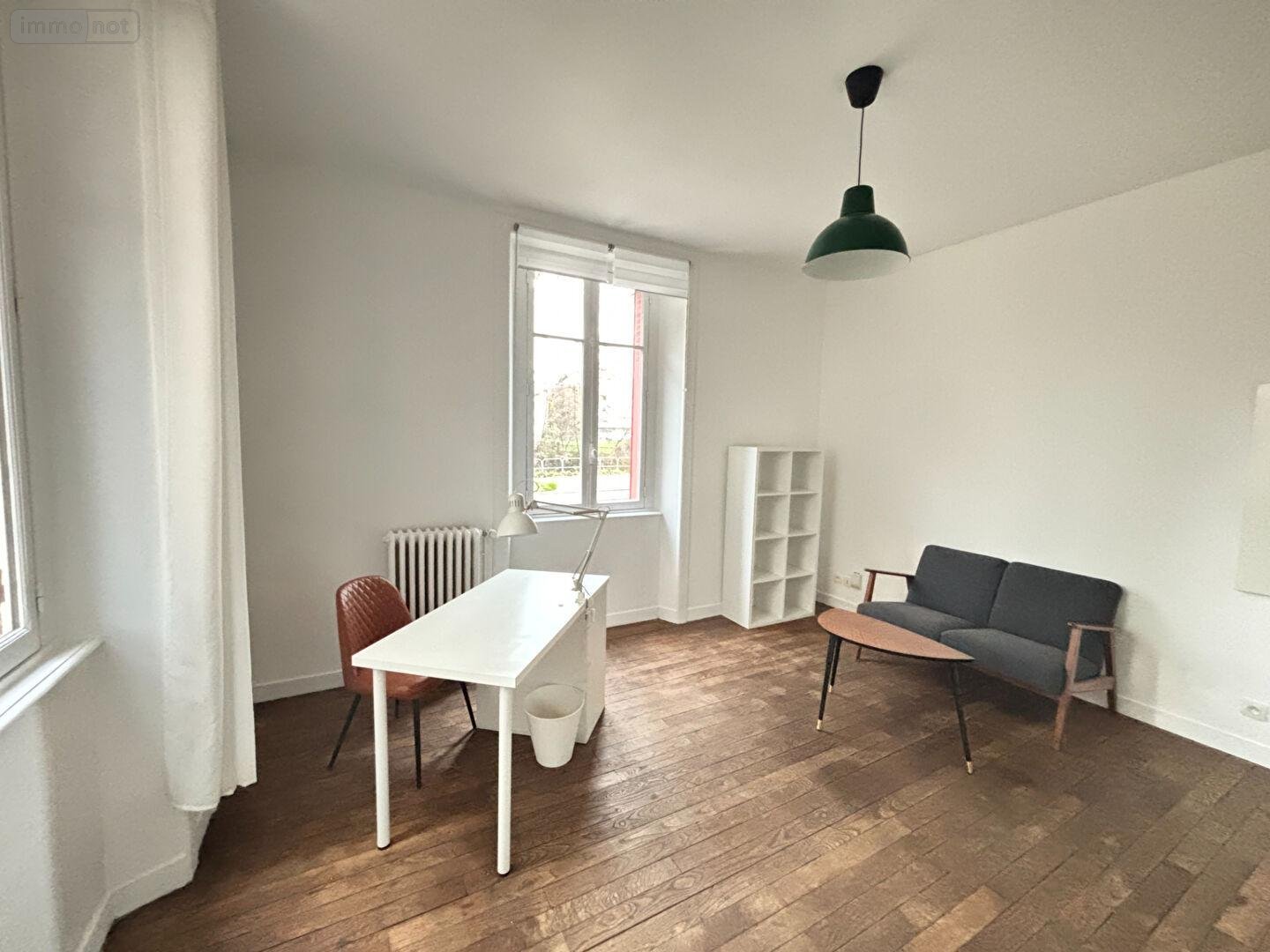 Location appartement Rennes 35000 Ille-et-Vilaine 28 m2 1 pièce 670 euros