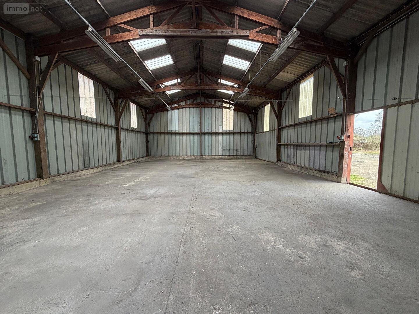 Location fonds et murs commerciaux Montfort-sur-Meu 35160 Ille-et-Vilaine 189 m2  1080 euros