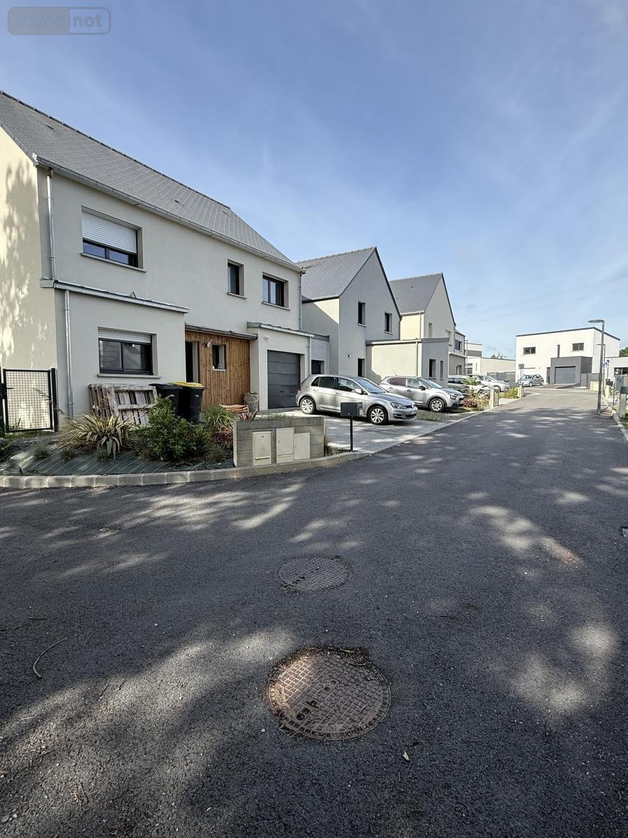 Location maison Saint-Armel 35230 Ille-et-Vilaine 115 m2  1240 euros