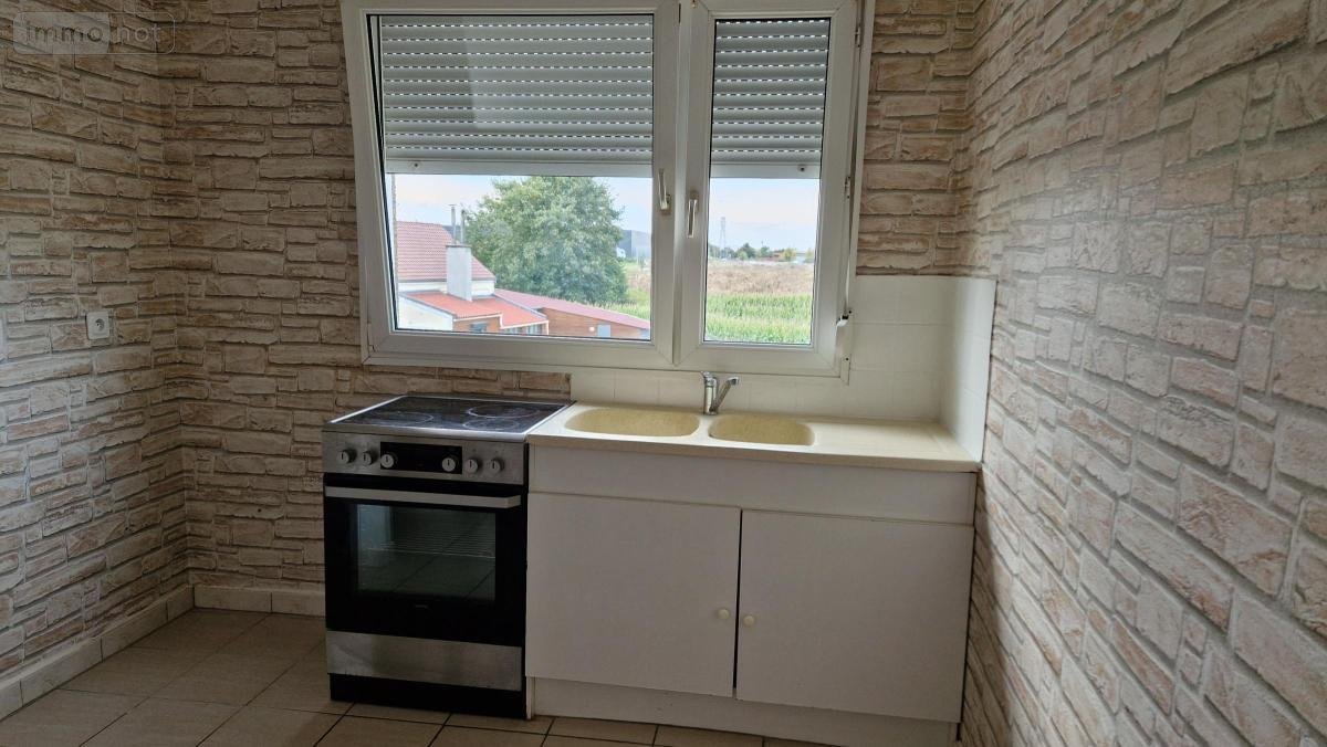 Location appartement Courrières 62710 Pas-de-Calais 63 m2 3 pièces 695 euros