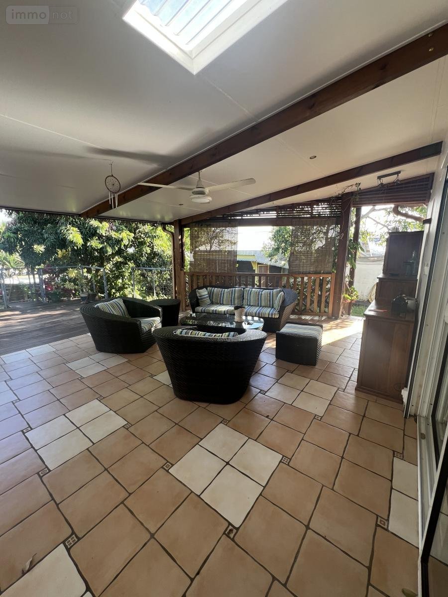 Maison a vendre Saint-Joseph 97480 Réunion 185 m2 5 pièces 448100 euros