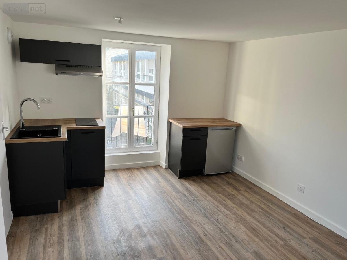 Location appartement Laval 53000 Mayenne 20 m2  385 euros