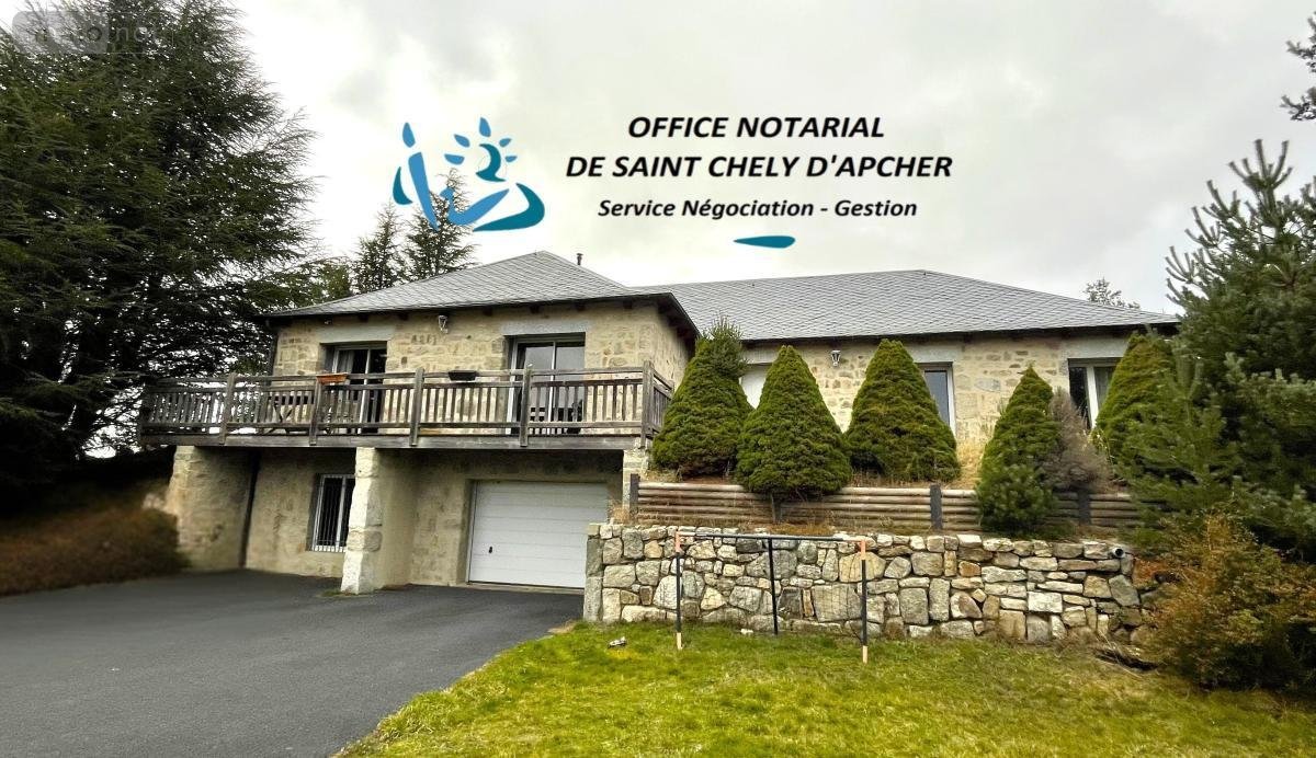 Location maison Peyre en Aubrac 48130 Lozère 160 m2 6 pièces 1000 euros