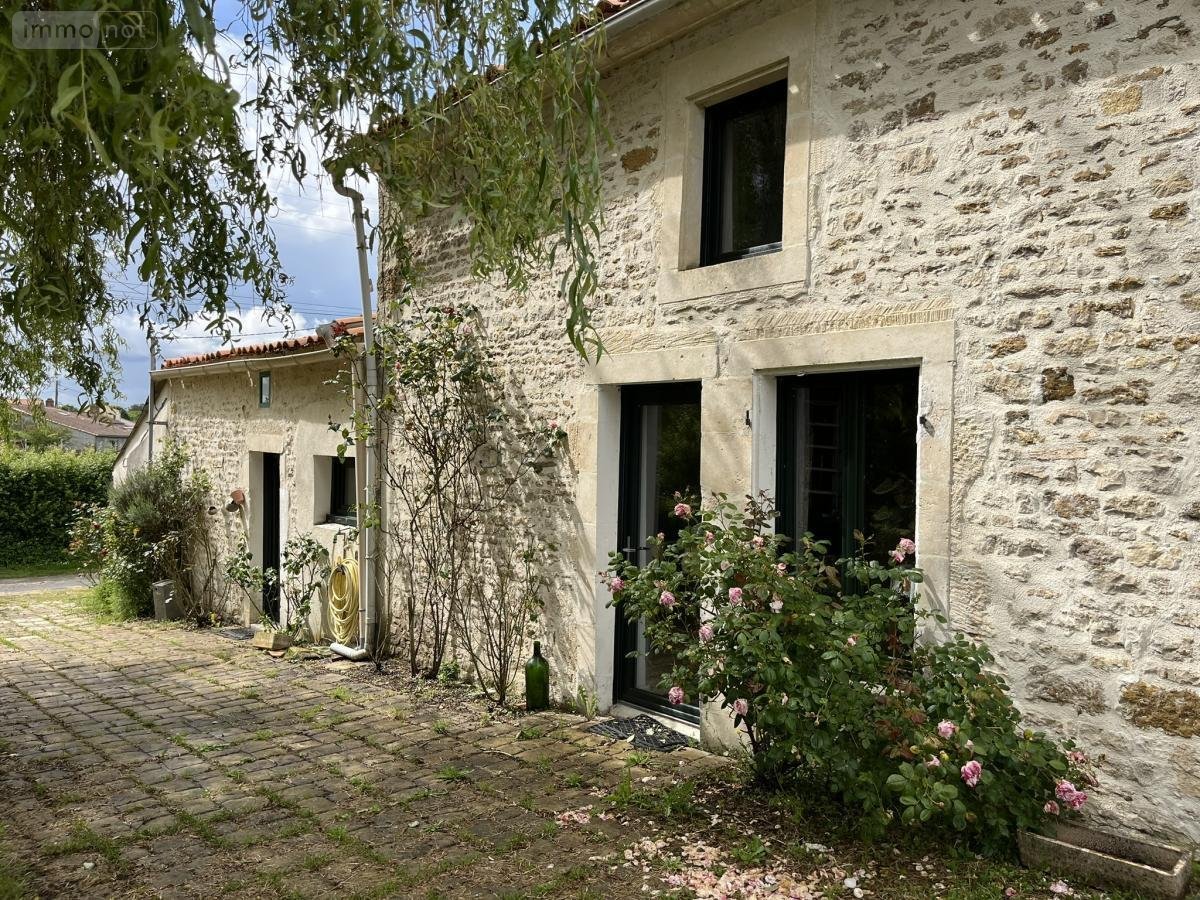 Maison a vendre La Chapelle-Thémer 85210 Vendée 167 m2 5 pièces 223550 euros