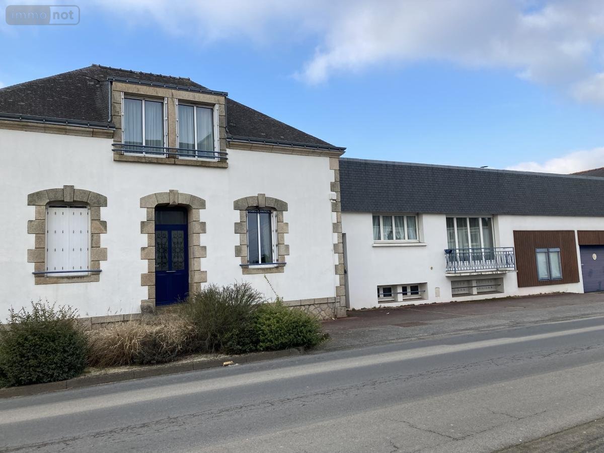 Maison a vendre Baud 56150 Morbihan 207 m2 6 pièces 206568 euros