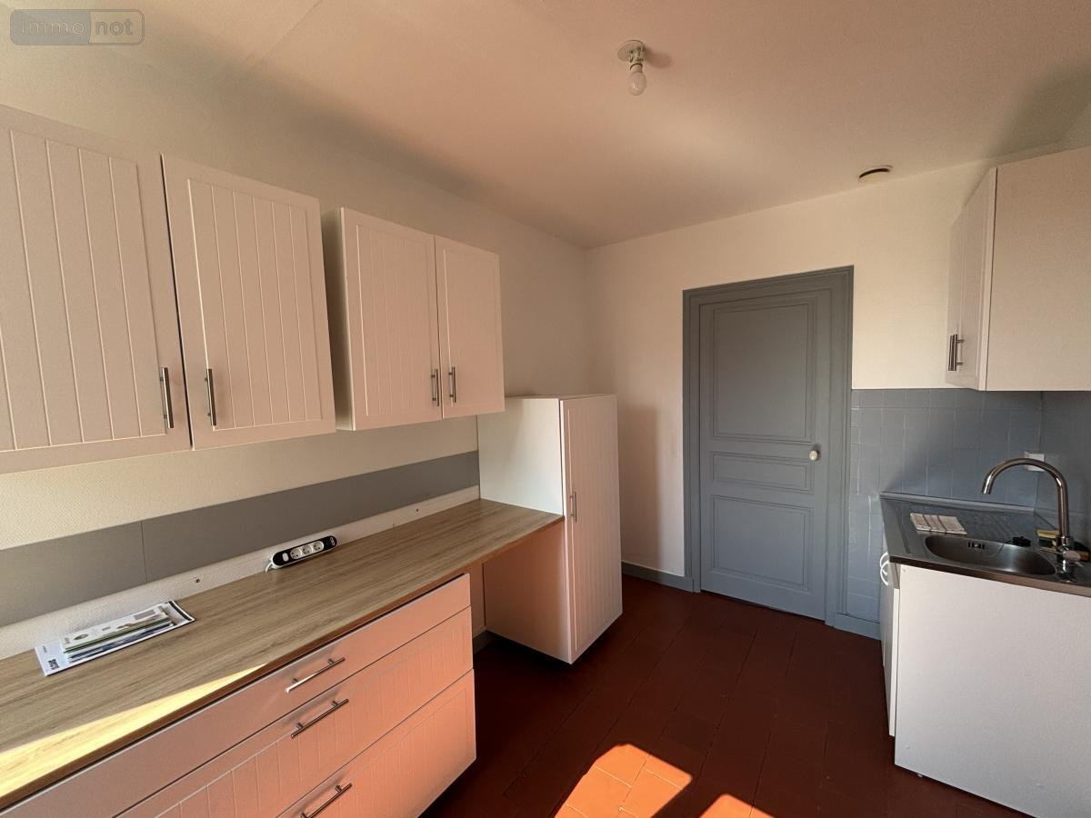 Location appartement Laval 53000 Mayenne 50 m2 2 pièces 465 euros