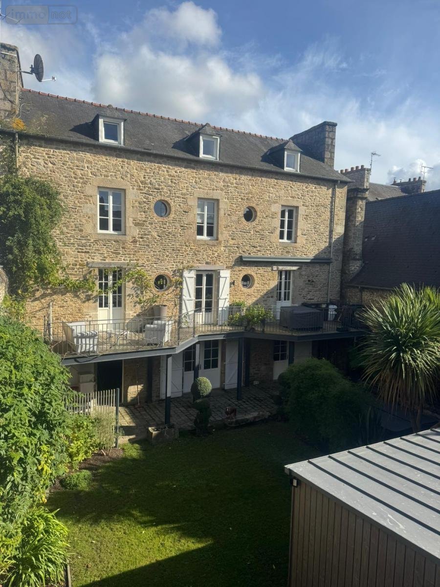 Maison a vendre Dinan 22100 Côtes-d'Armor 207 m2  851980 euros