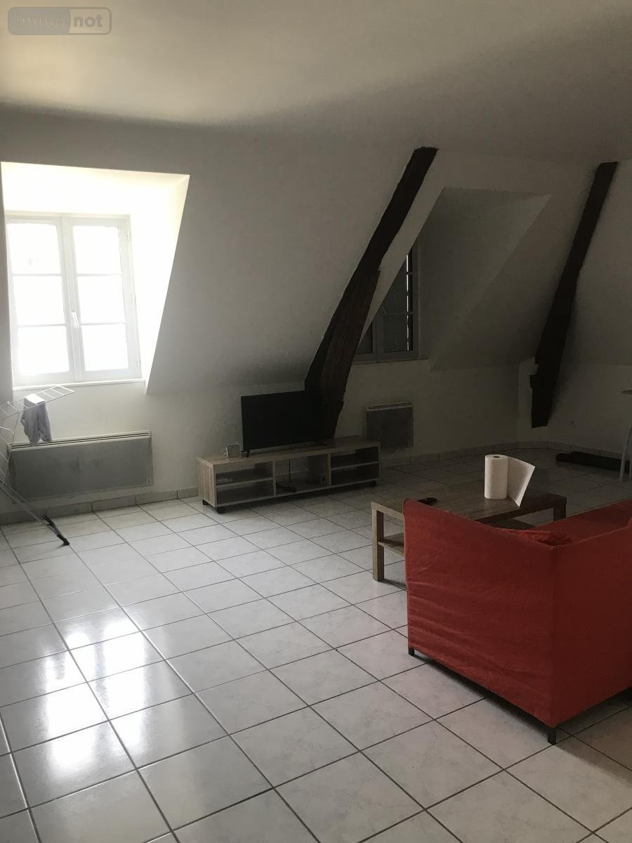 Location appartement Château-Renault 37110 Indre-et-Loire 47 m2 3 pièces 460 euros