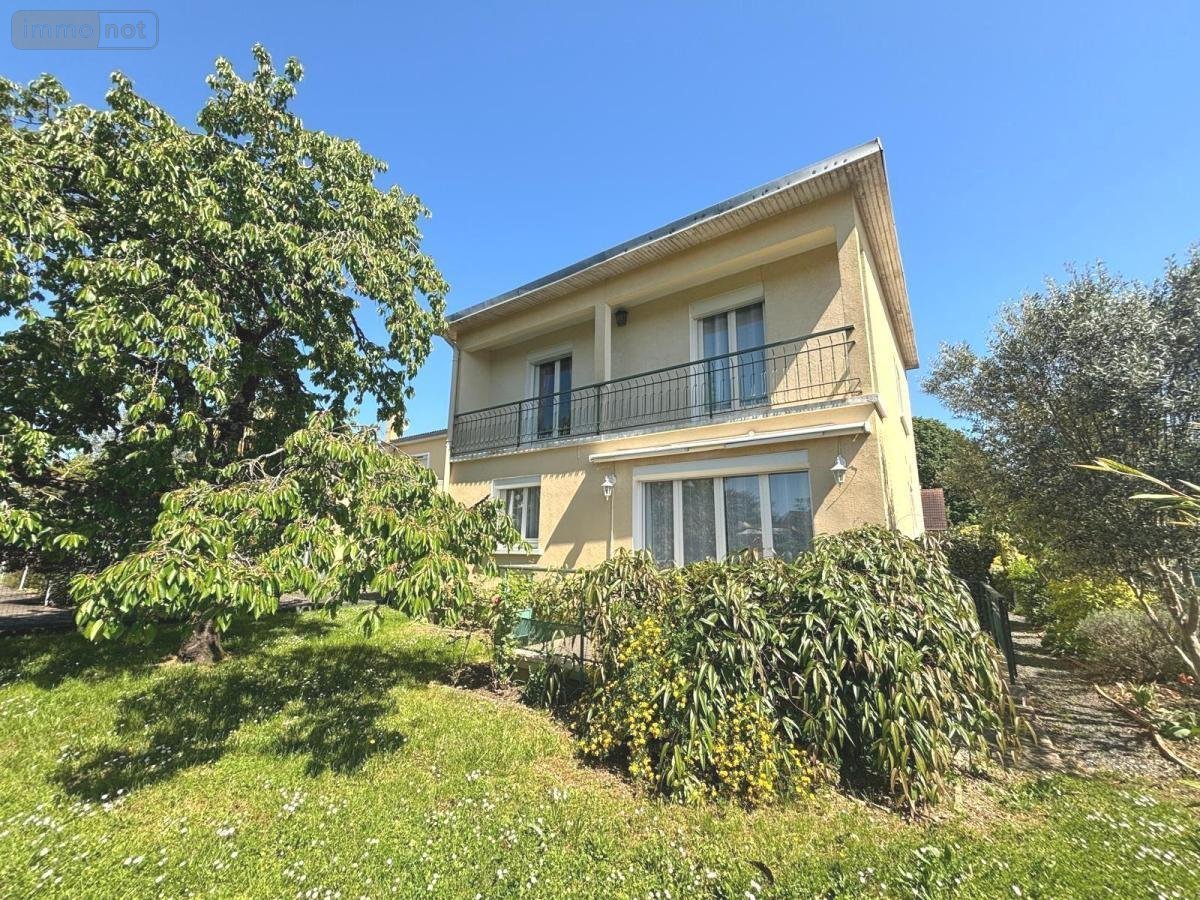 Maison a vendre Saint-Doulchard 18230 Cher 128 m2 7 pièces 212000 euros