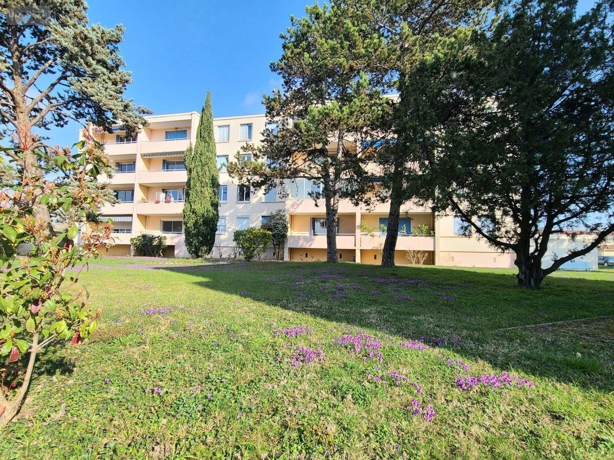 Appartement a vendre Pierrelatte 26700 Drôme 73 m2 4 pièces 122000 euros