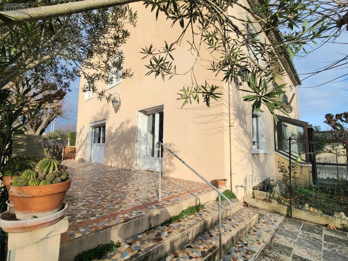 Maison a vendre Pierrelatte 26700 Drôme 177 m2  366000 euros