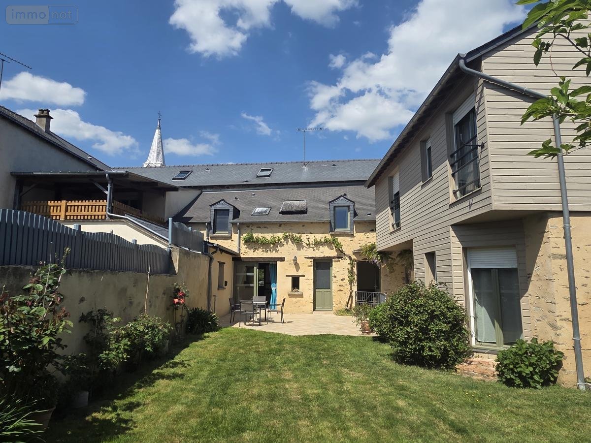Maison a vendre Coudray 53200 Mayenne 455 m2  641600 euros