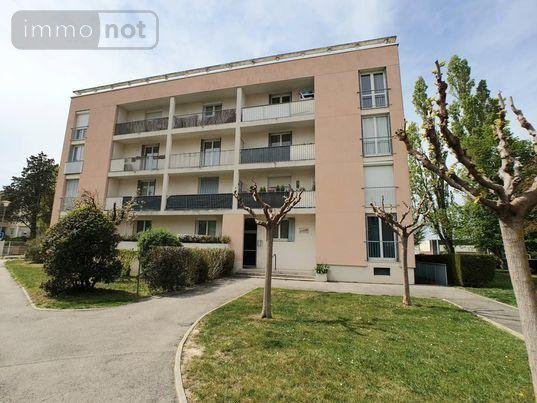 Appartement a vendre Pierrelatte 26700 Drôme 74 m2 3 pièces 91500 euros