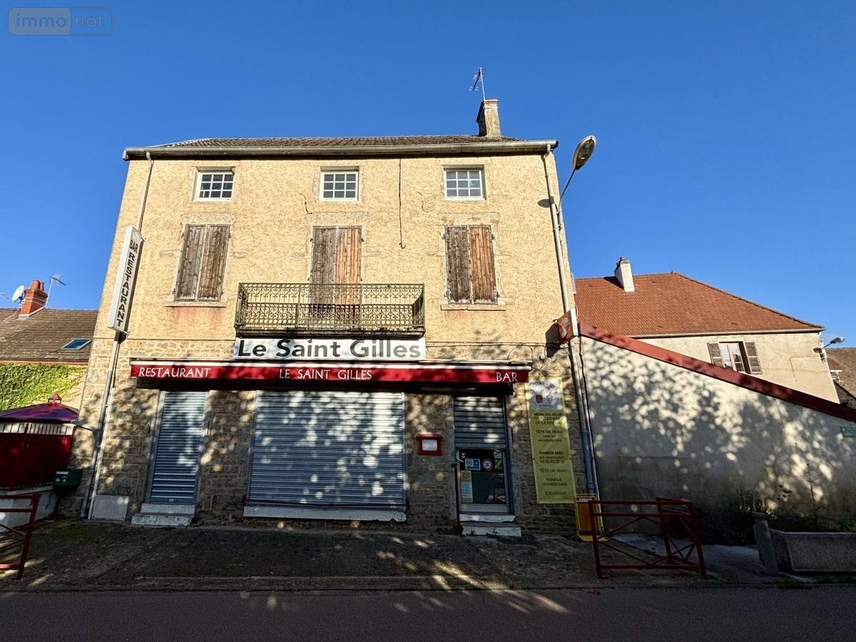Immeuble a vendre Saint-Gilles 71510 Saône-et-Loire 285 m2  236000 euros