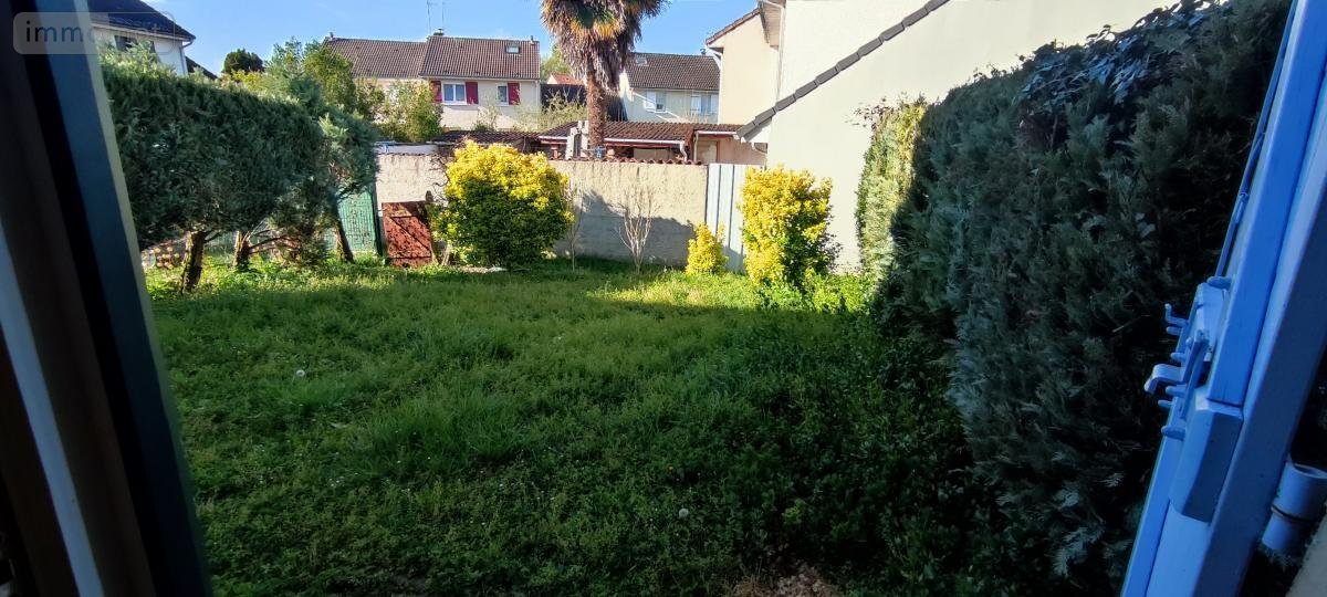 Location maison Châlons-en-Champagne 51000 Marne 102 m2  787 euros