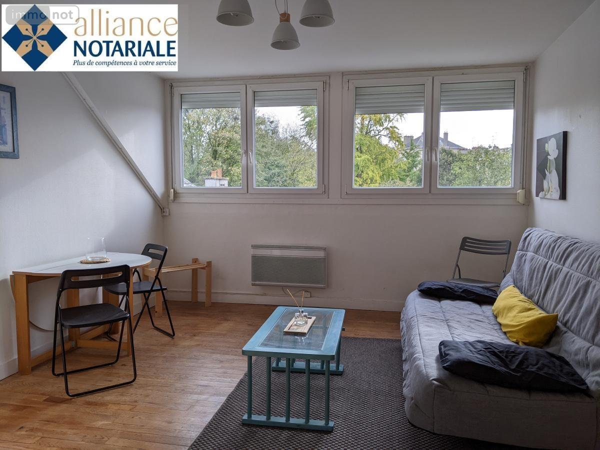 Location appartement Vire-Normandie 14500 Calvados 26 m2 1 pièce 300 euros