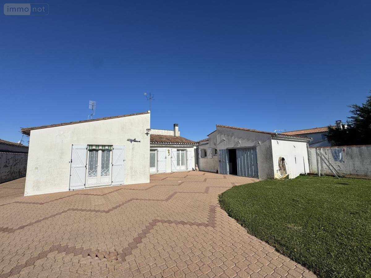Maison a vendre Saint-Martin-de-Ré 17410 Charente-Maritime 136 m2  830000 euros