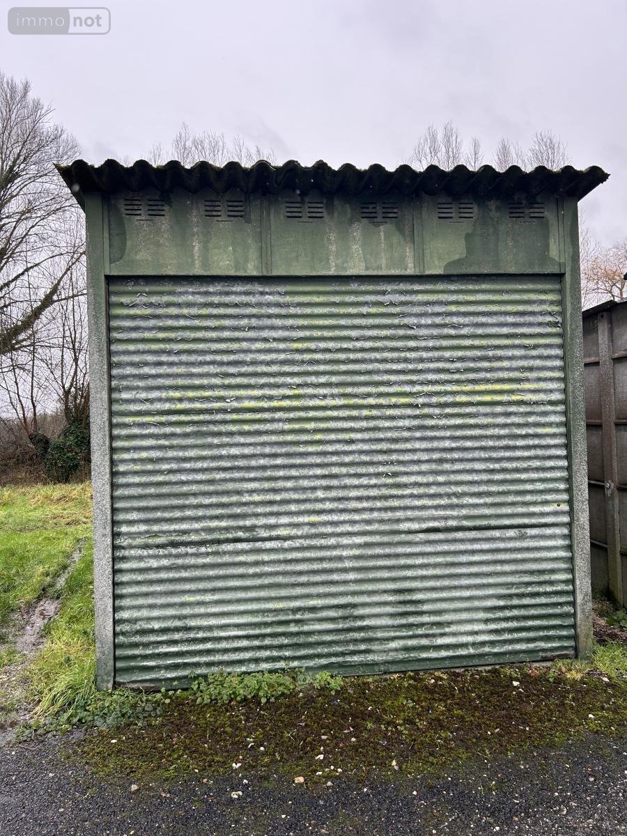 Garage et parking a vendre Abbeville 80100 Somme 21 m2  15000 euros