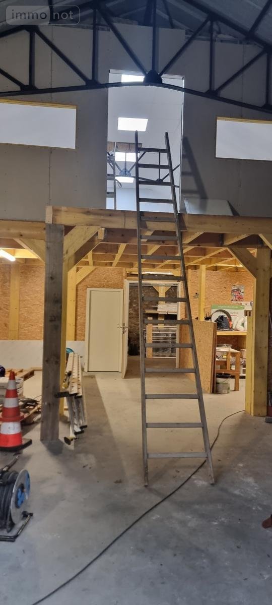 Fonds et murs commerciaux a vendre Saint-Cyr-sur-Loire 37540 Indre-et-Loire 170 m2  231000 euros