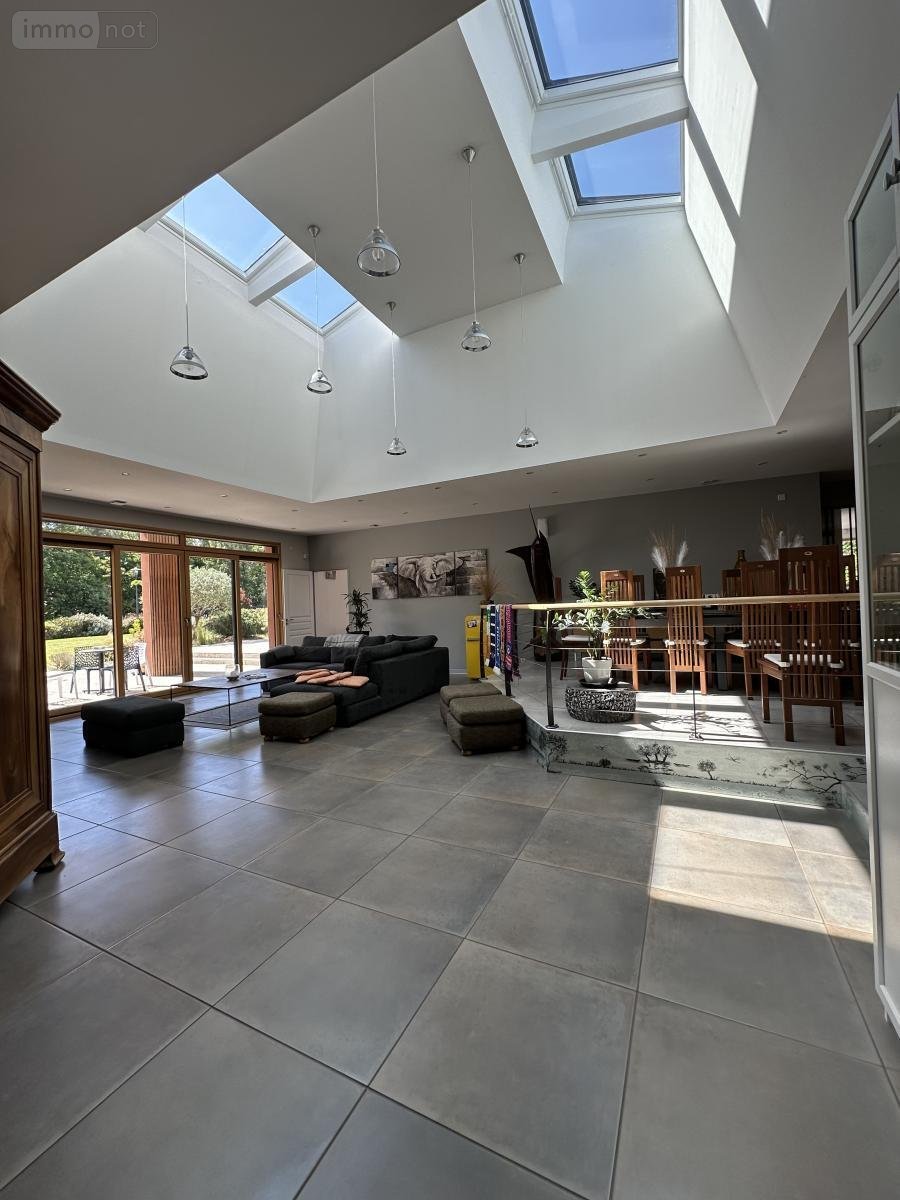 Maison a vendre Languidic 56440 Morbihan 250 m2  939600 euros