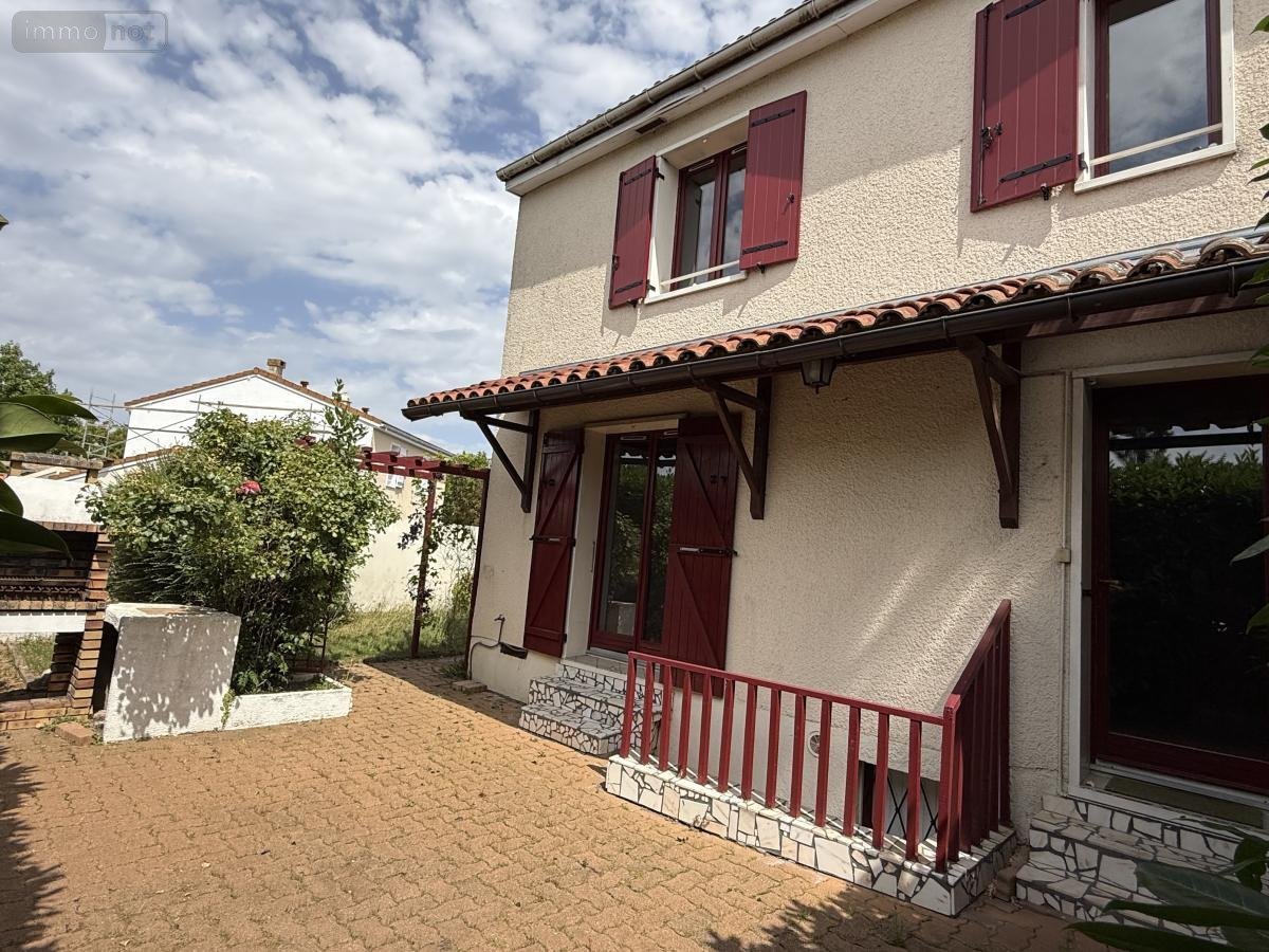 Maison a vendre Cholet 49300 Maine-et-Loire 92 m2 4 pièces 172920 euros