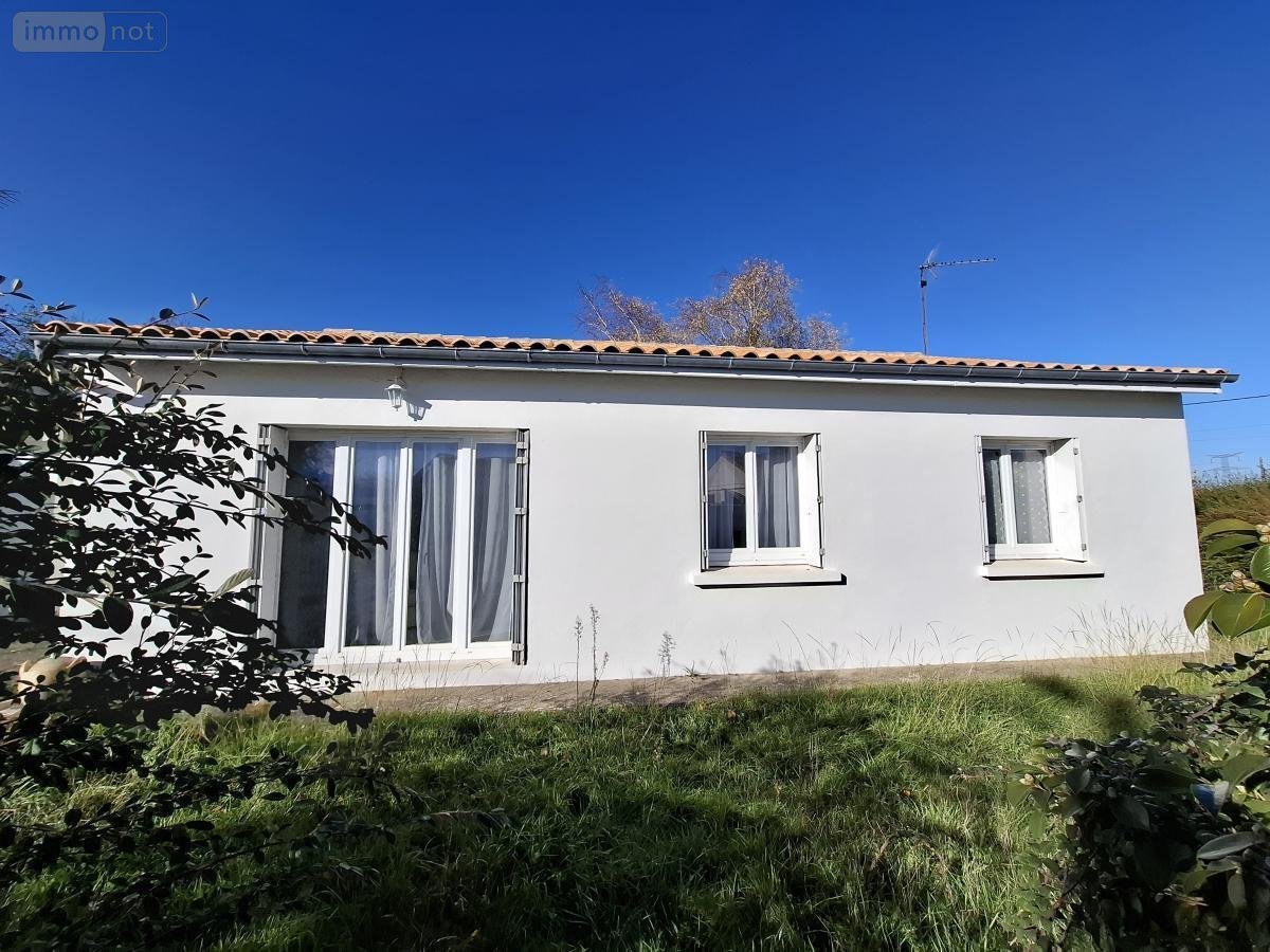 Maison a vendre Chaniers 17610 Charente-Maritime 84 m2 3 pièces 146888 euros