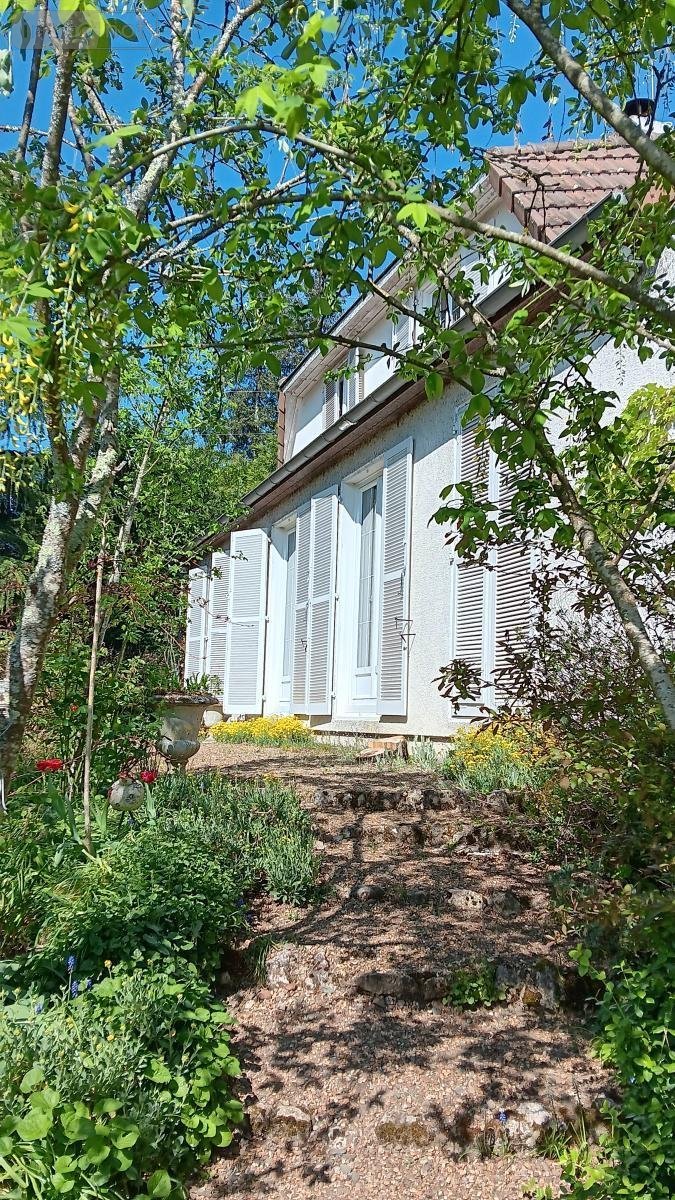 Maison a vendre Rouillon 72700 Sarthe 174 m2 8 pièces 357000 euros