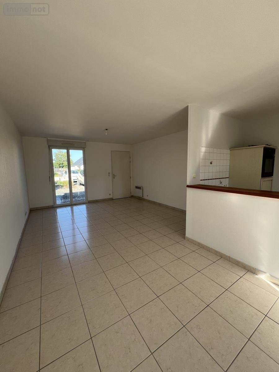 Location maison Champtocé-sur-Loire 49123 Maine-et-Loire 76 m2  900 euros