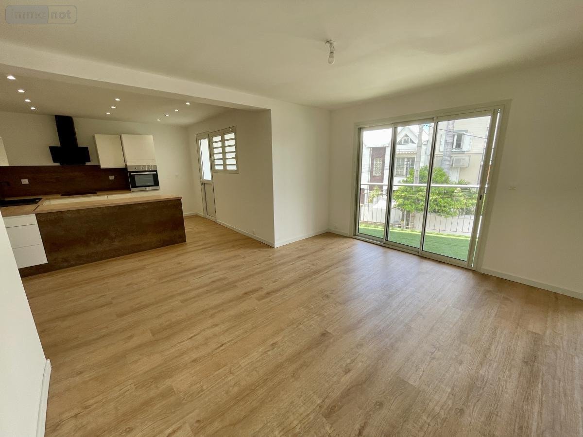 Appartement a vendre Saint-Denis 97400 Réunion 133 m2 5 pièces 349000 euros