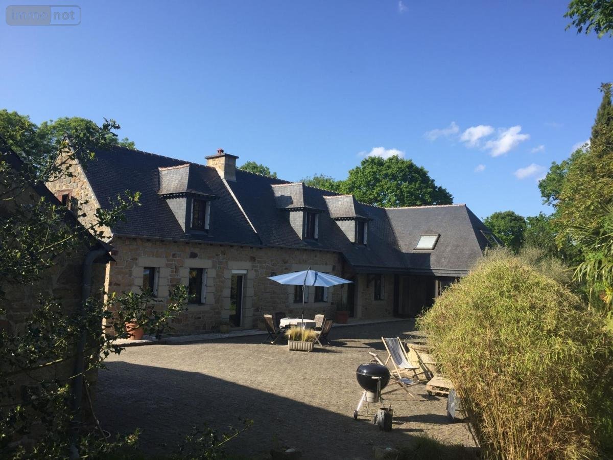 Maison a vendre Pommerit-le-Vicomte 22200 Côtes-d'Armor 162 m2 7 pièces 388500 euros