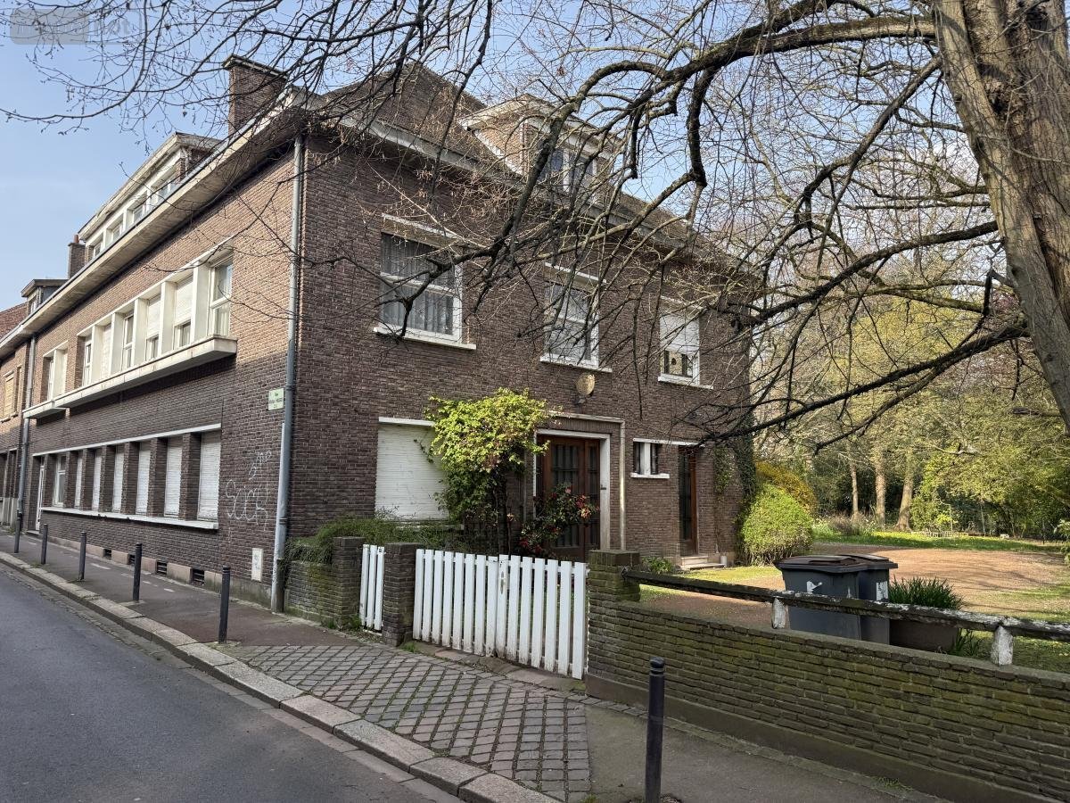 Maison a vendre Douai 59500 Nord 482 m2 18 pièces 471600 euros