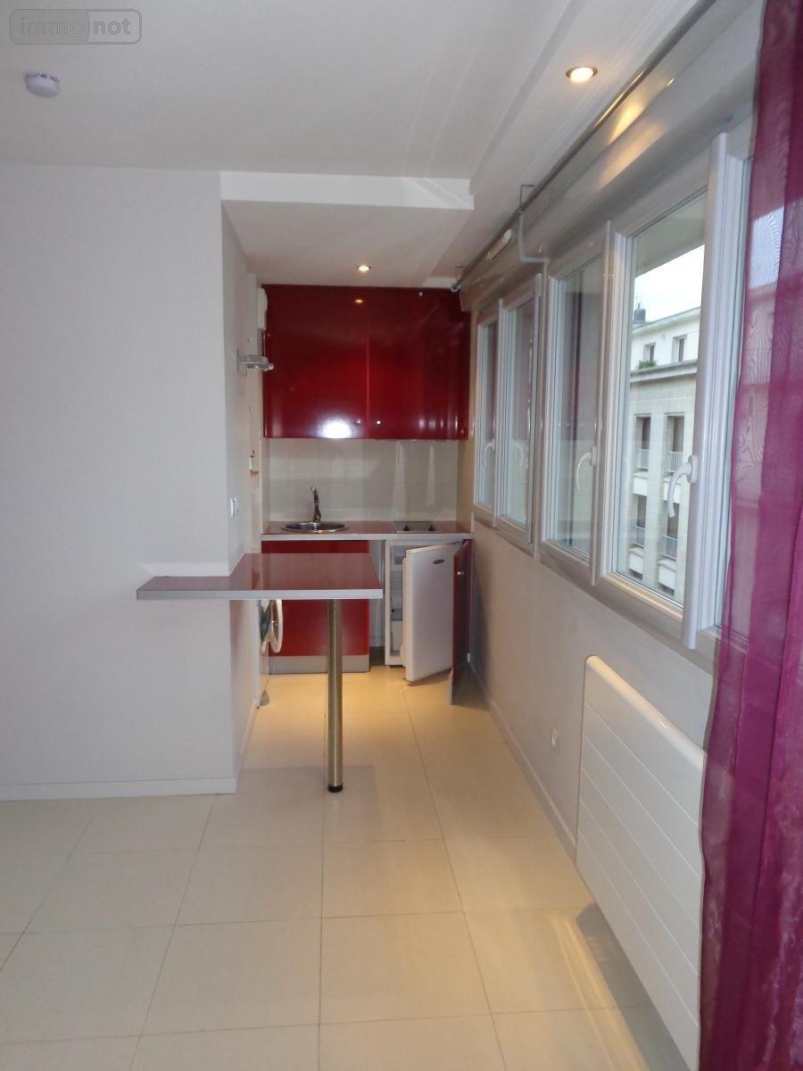Location appartement Nantes 44000 Loire-Atlantique 28 m2 1 pièce 537 euros