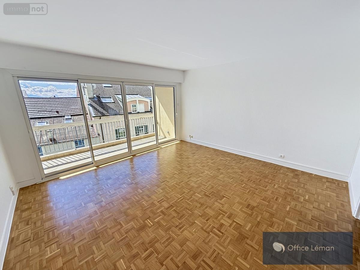 Appartement a vendre Divonne-les-Bains 01220 Ain 66 m2 4 pièces 335000 euros