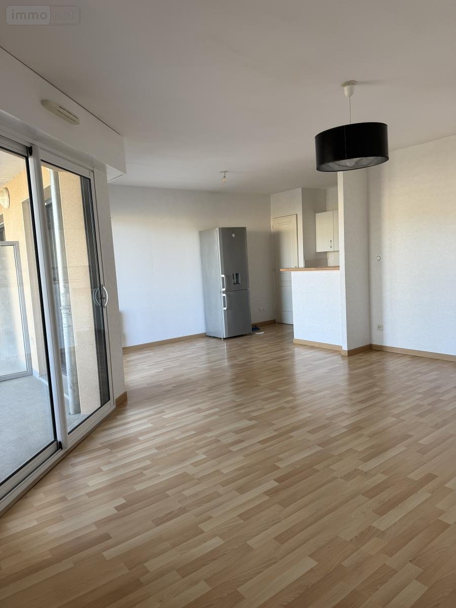 Location appartement Laval 53000 Mayenne 54 m2 2 pièces 665 euros