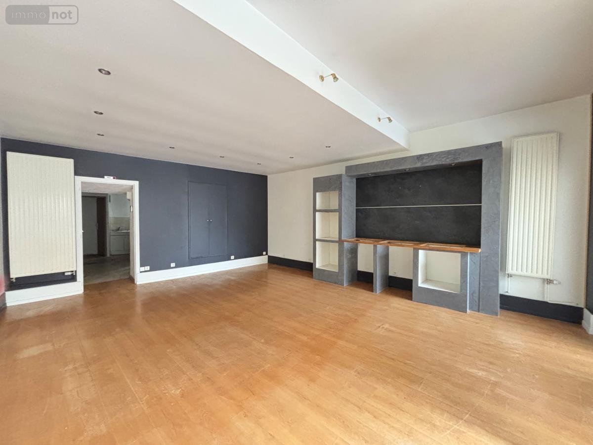 Location fonds et murs commerciaux Chagny 71150 Saône-et-Loire 64 m2  493 euros