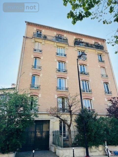 Appartement a vendre Courbevoie 92400 Hauts-de-Seine 65 m2 3 pièces 330000 euros