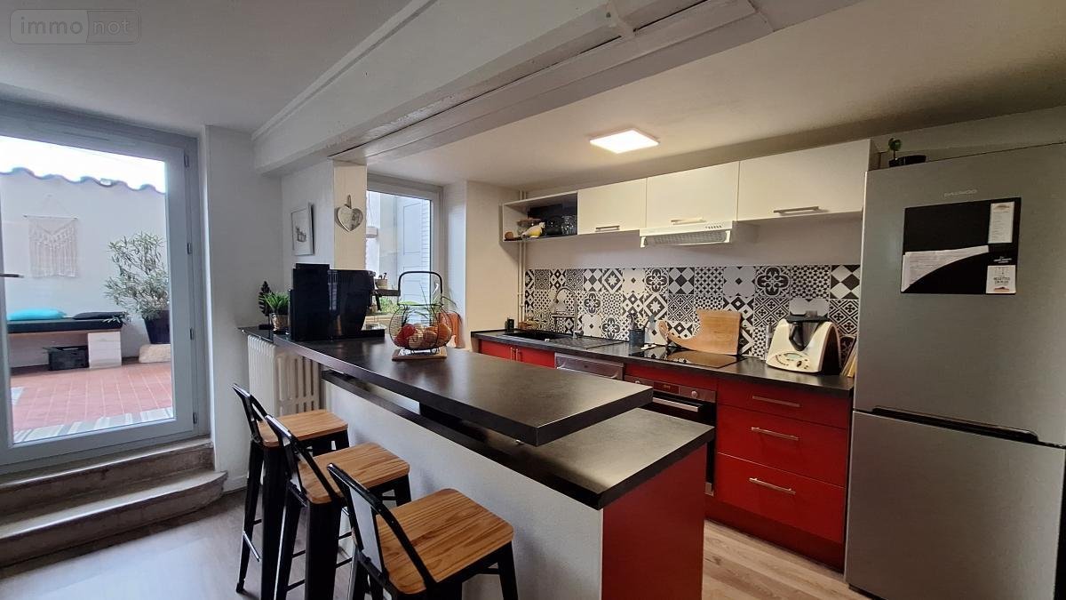 Maison a vendre Bâgé-le-Châtel 01380 Ain 120 m2  227900 euros