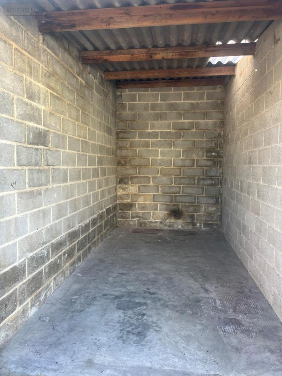 Location garage et parking Cherbourg-en-Cotentin 50100 Manche 10 m2  60 euros