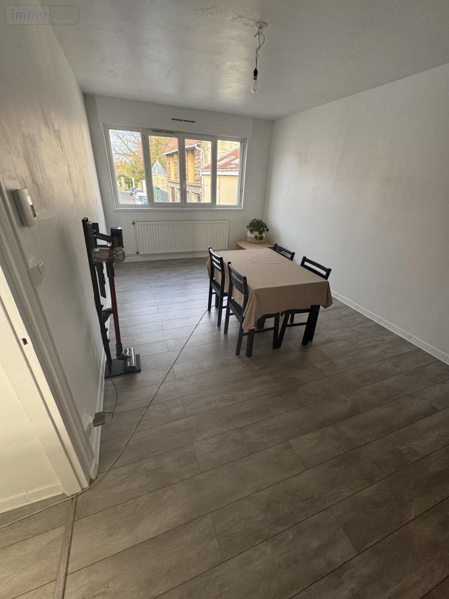 Location appartement Guînes 62340 Pas-de-Calais 65 m2  650 euros