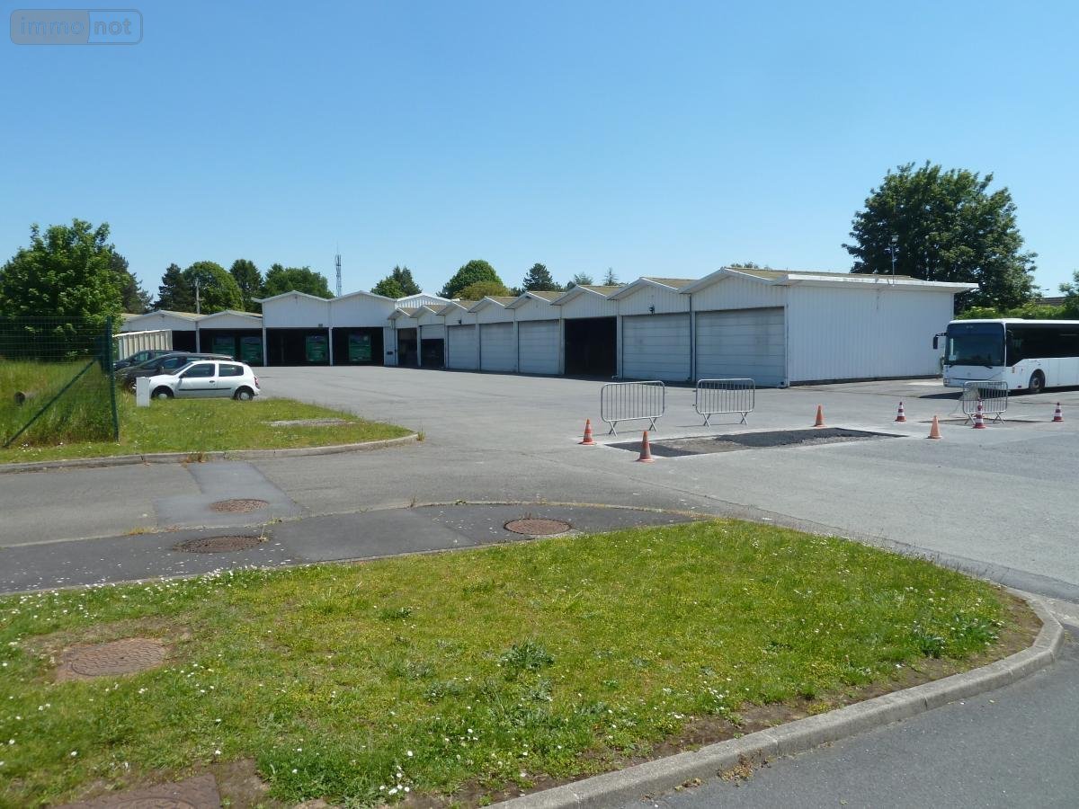 Location fonds et murs commerciaux Féchain 59247 Nord 1900 m2  4000 euros