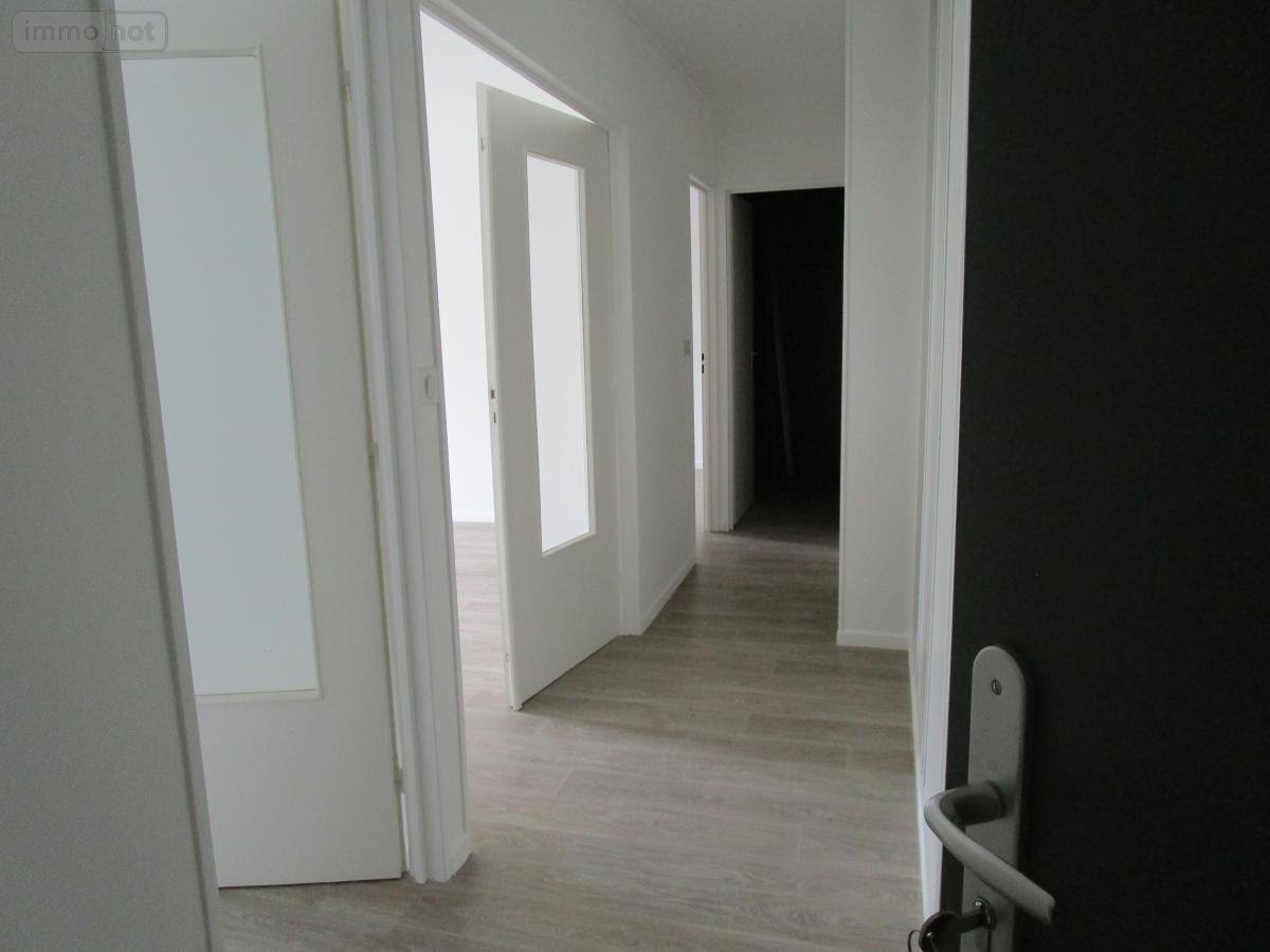Location appartement Châlons-en-Champagne 51000 Marne 50 m2 2 pièces 570 euros