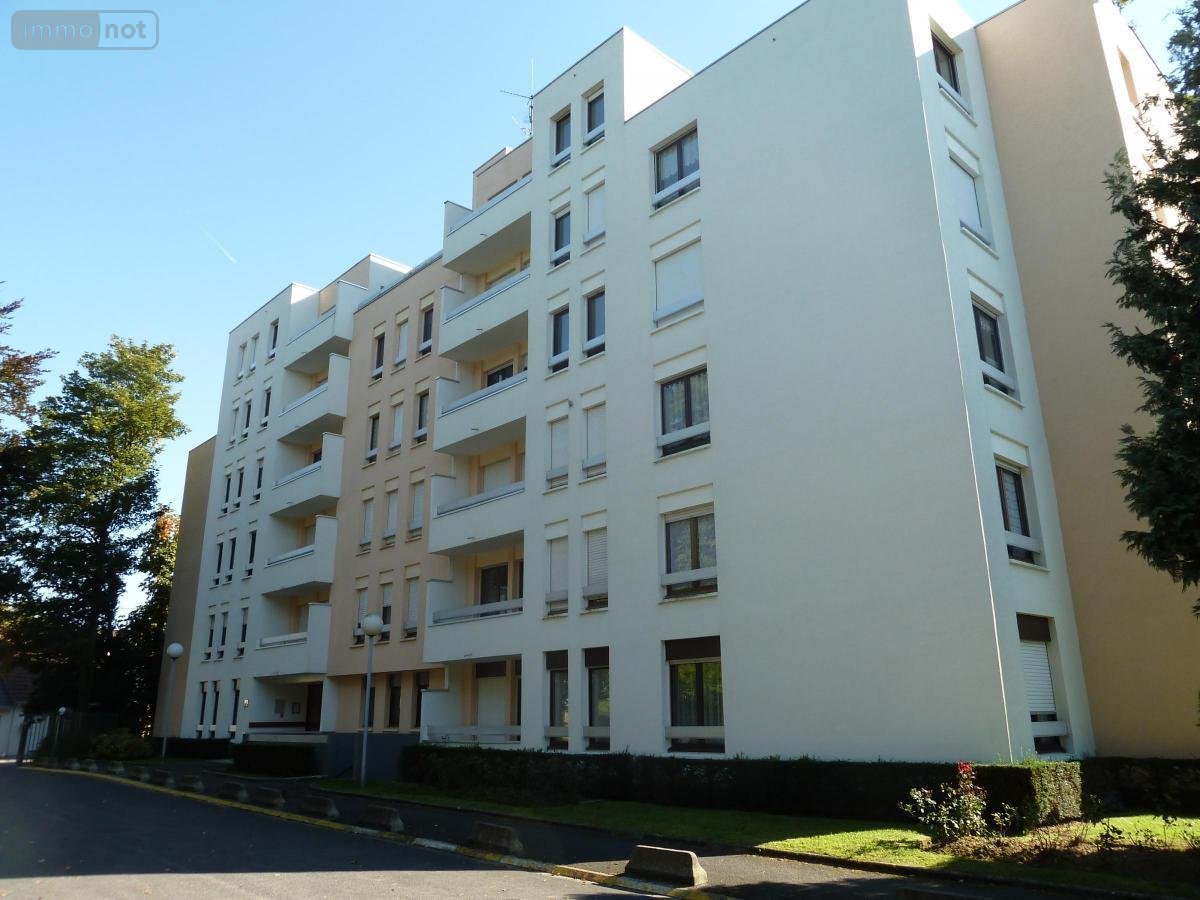 Location appartement Cambrai 59400 Nord 32 m2  425 euros