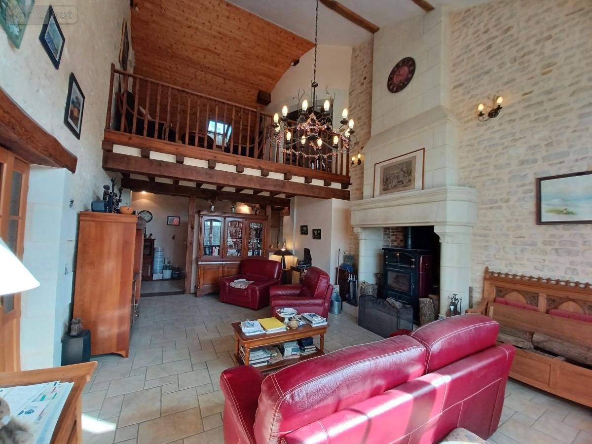 Maison a vendre Messemé 86200 Vienne 357 m2 7 pièces 335500 euros