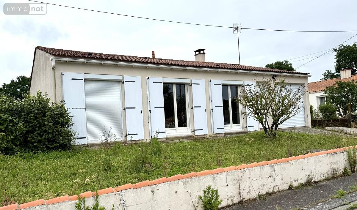 Maison a vendre Aubigny-les-Clouzeaux 85430 Vendée 85 m2 4 pièces 197700 euros