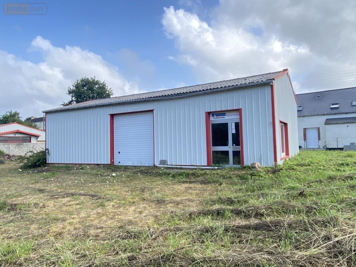 Immeuble a vendre Saint-Caradec 22600 Côtes-d'Armor 120 m2  63500 euros