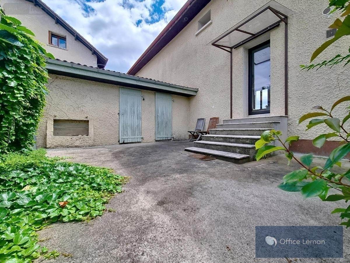 Appartement a vendre Challex 01630 Ain 94 m2 4 pièces 379000 euros