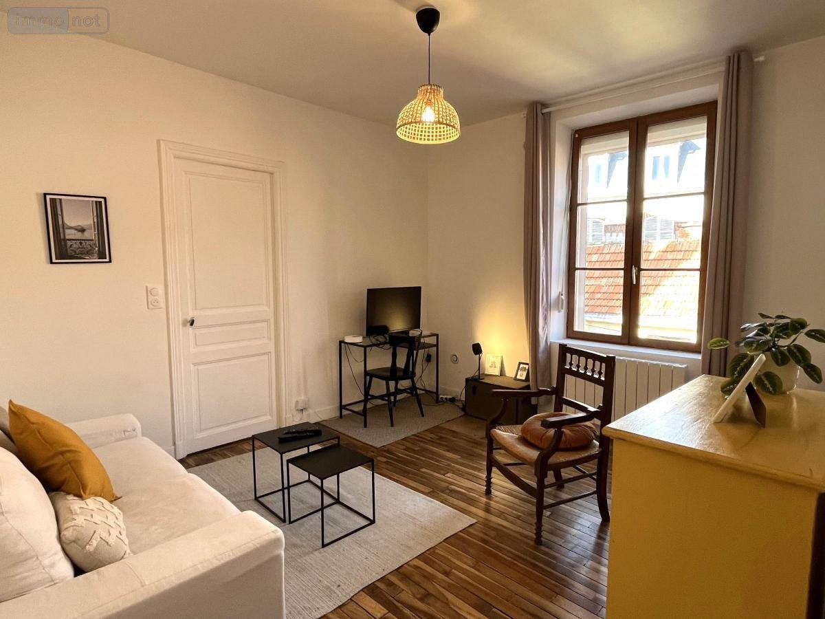 Location appartement Reims 51100 Marne 35 m2 2 pièces 630 euros