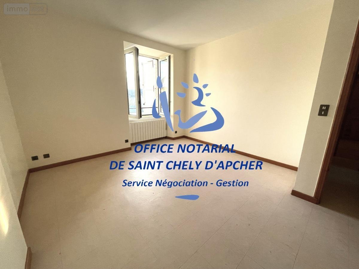 Location appartement Saint-Chély-d'Apcher 48200 Lozère 48 m2  380 euros