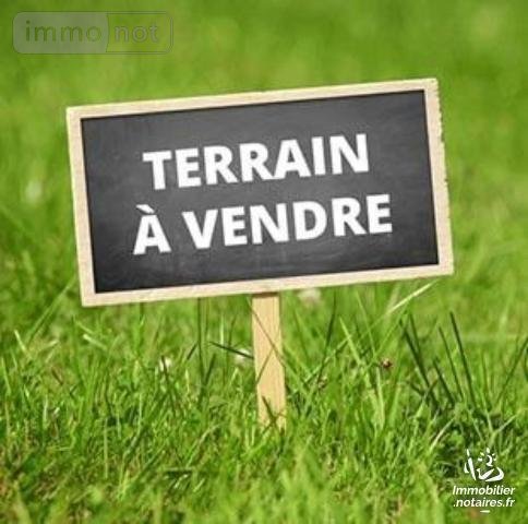 Terrain a batir a vendre La Pouëze 49370 Maine-et-Loire 2203 m2  83840 euros