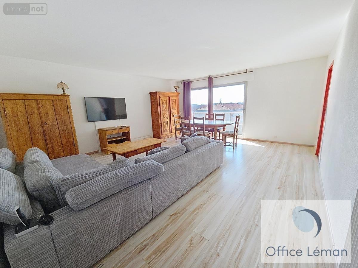 Location appartement Divonne-les-Bains 01220 Ain 93 m2 4 pièces 2050 euros